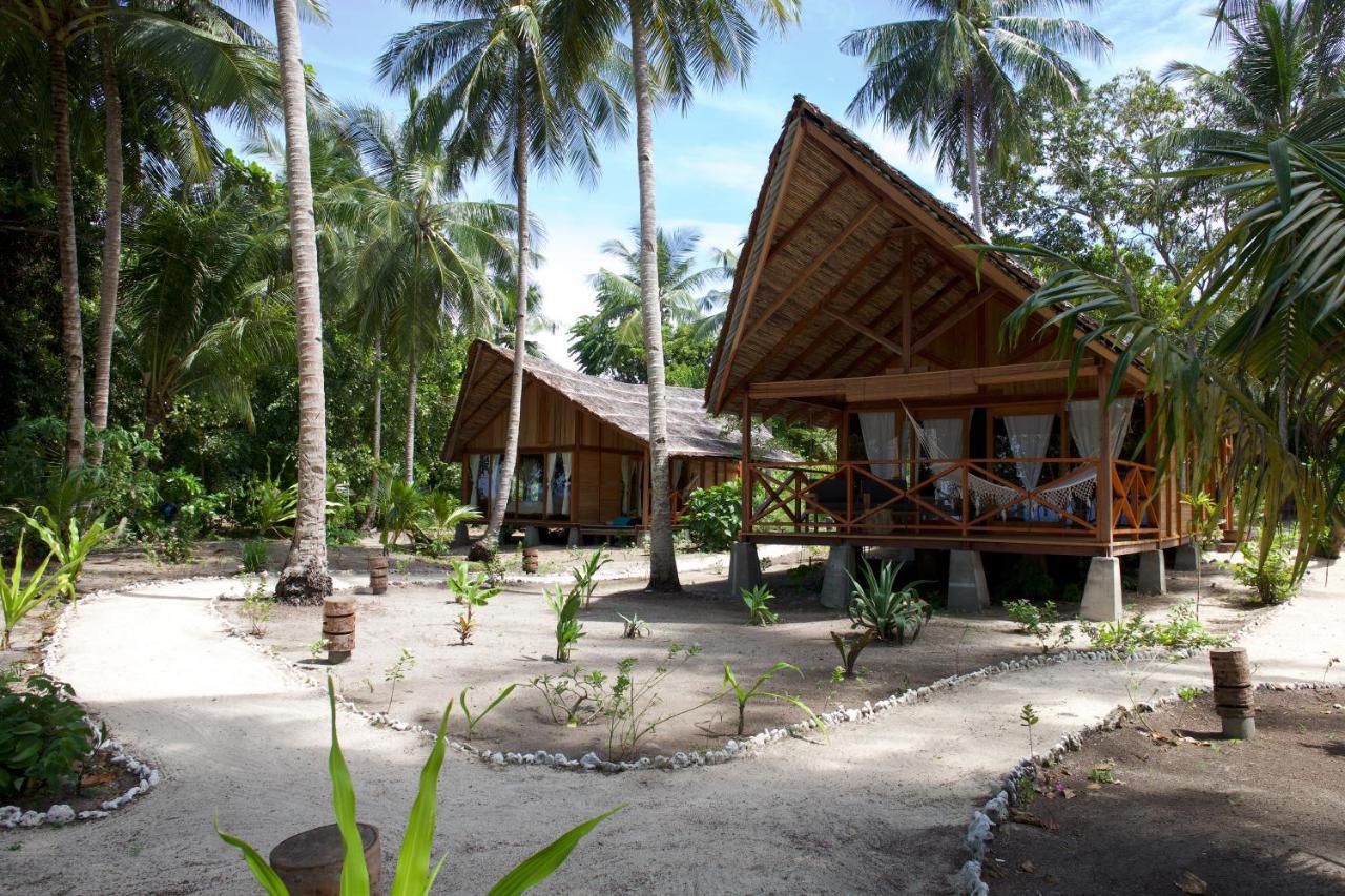 Metita Beach & Dive Resort Daruba Exterior photo