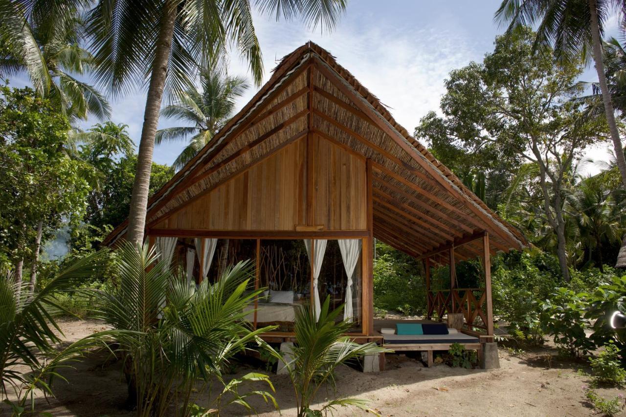 Metita Beach & Dive Resort Daruba Exterior photo